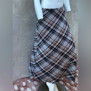 Women's long checkered skirt size S